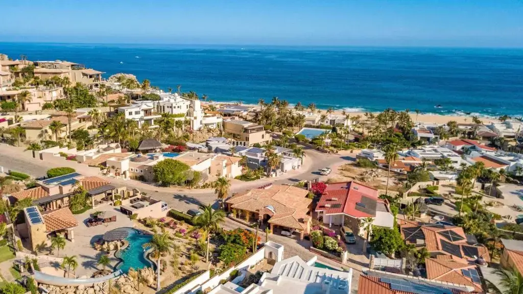 Exclusive Oceanfront Pedregal