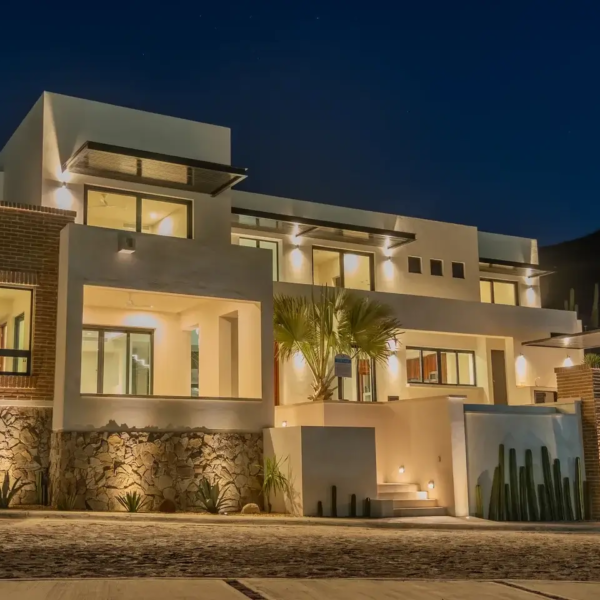 Modern Homes for Sale in Pedregal 2026: Cliffside Contemporary Luxury