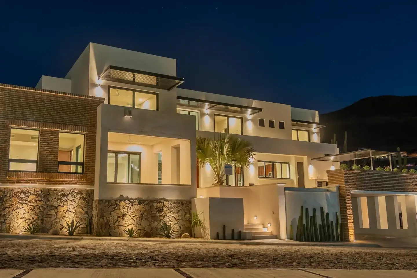 Modern homes for sale in Pedregal 2026 featuring a cliffside contemporary luxury villa overlooking the Pacific Ocean in Cabo San Lucas