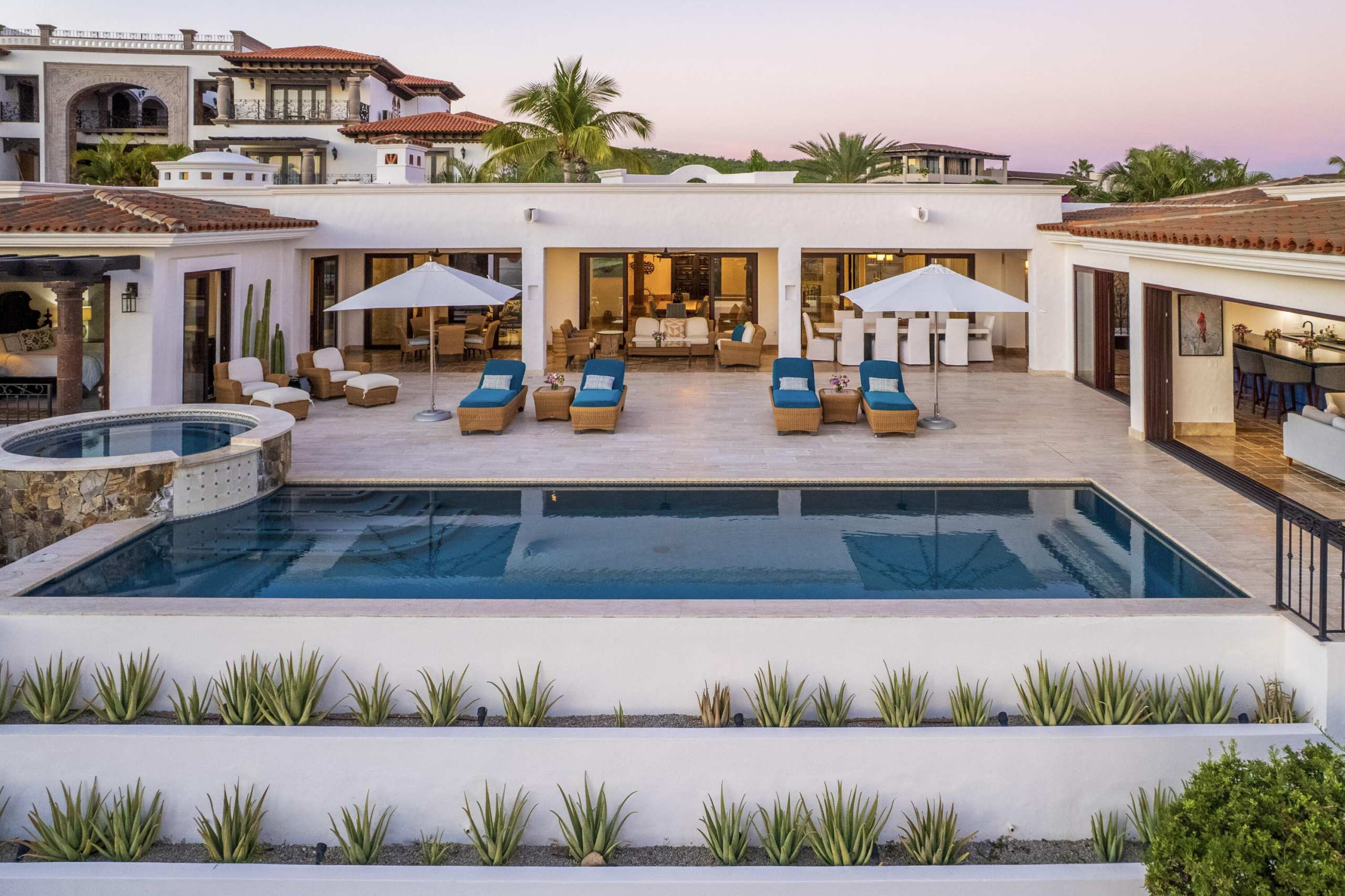 Pedregal El Sargento Casa Vida Lenta is a beautifully constructed single-story casita offers thoughtful design, high ceilings, and sweeping – 218 Padre Piccolo, San Jose del Cabo, BS