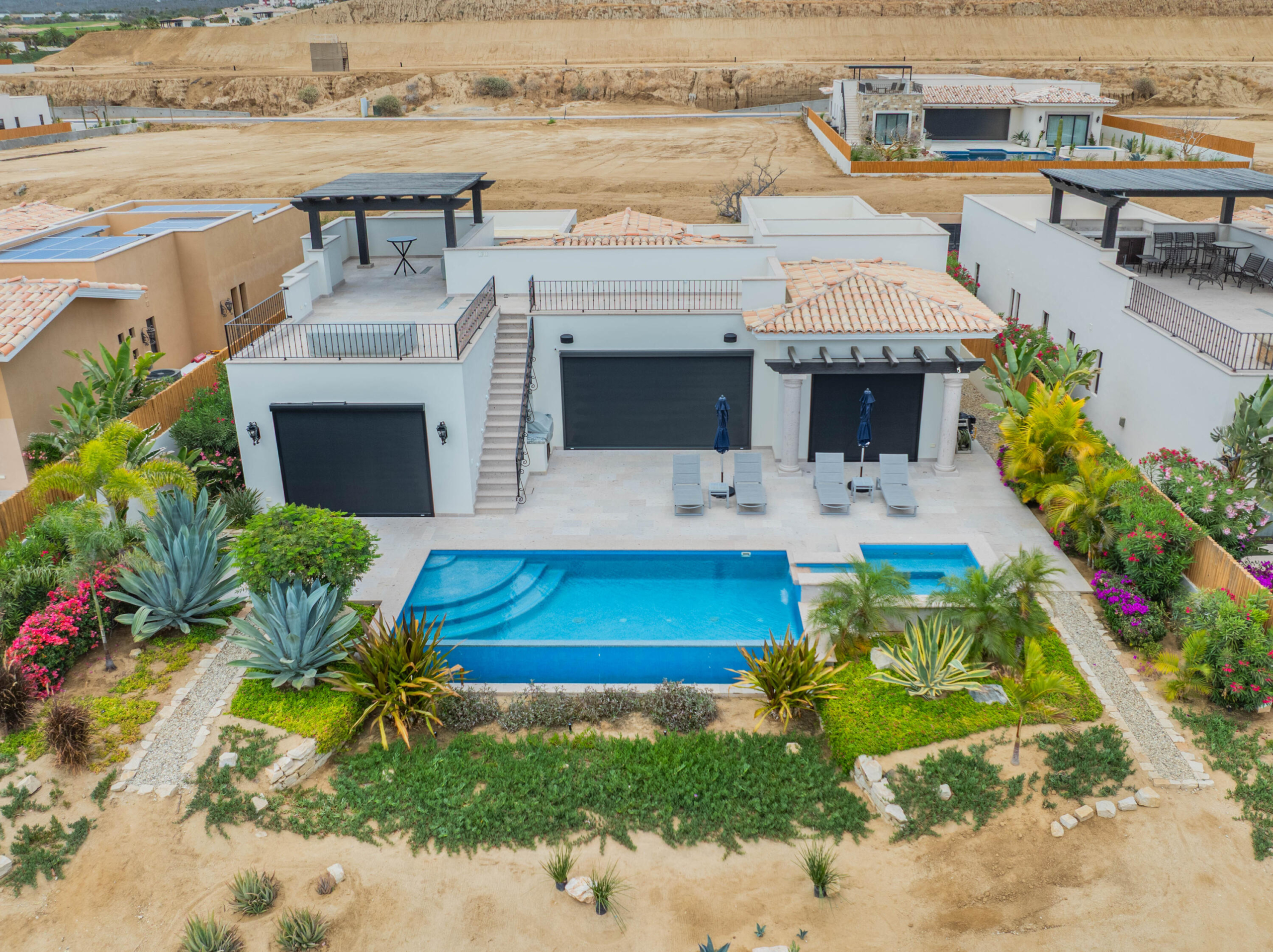 Pedregal El Sargento Palapa Sunrise - Your Baja dream retreat awaits. This charming 1-bedroom, 1-bath home features a beautifully woven palapa roof over the living and dining area, creating a warm coastal ambiance. Large windows frame water – Aires del Mar, Pacific, BS
