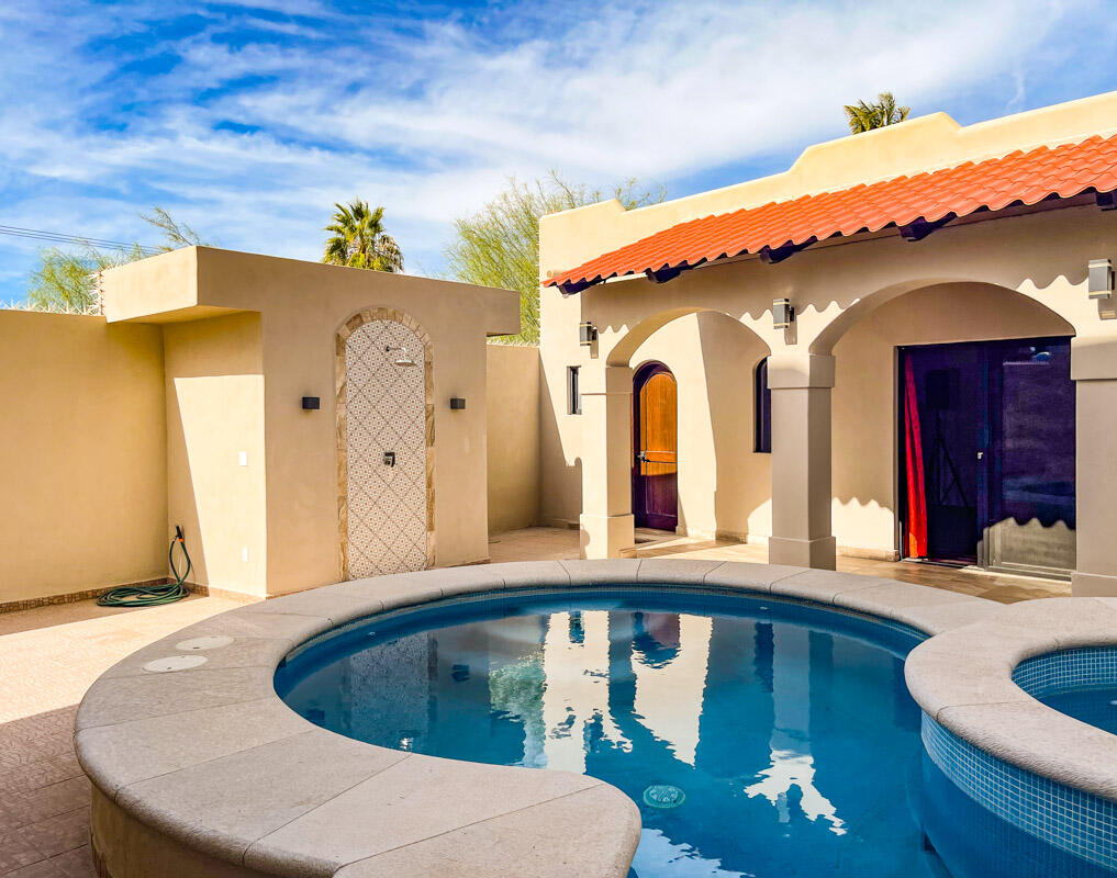 Pedregal Todos Santos-General Casa Corfu brings Mediterranean flare to Todos Santos. This spacious 3 bed 3.5 bath home sits on an expansive half-acre lot, a rare find in Todos Santos, and offers exceptional potential for future additions such as a casita or a pool. The layout creates an easy flow and seamless connection between indoor comfort and outdoor living. The property is situated on the highly desirable beach side of Camino a Las Playitas and is a very short walk to the beach. You will enjoy unobstructed, 360-degree – Manuel Davis Ramirez, Loreto, BS