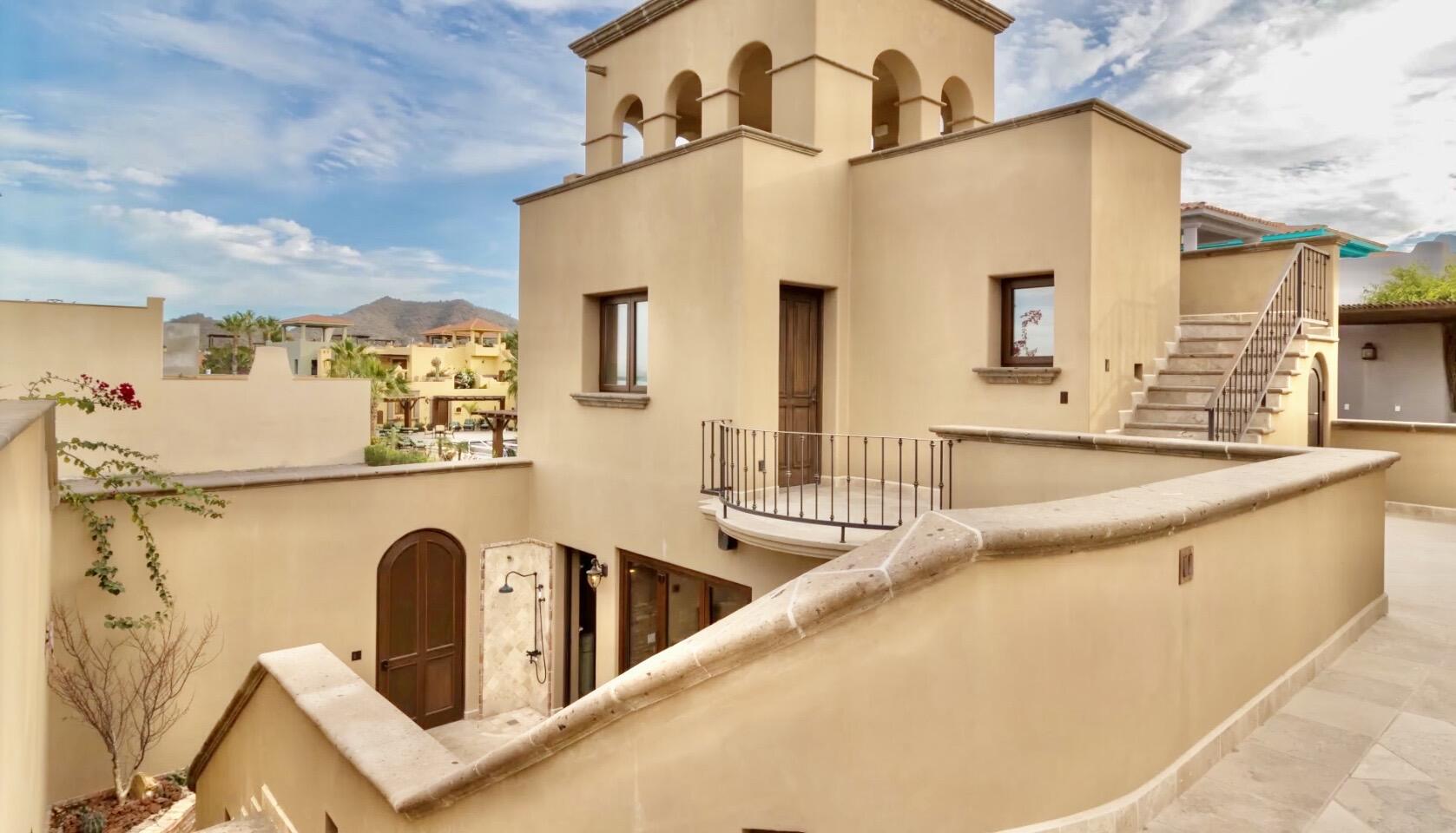 Pedregal Founders Introducing Casa Buena Vida, an exquisite custom-built home featuring 3 bedrooms and 3.5 bathrooms, all with breathtaking – Plaza Santuario, Loreto, BS