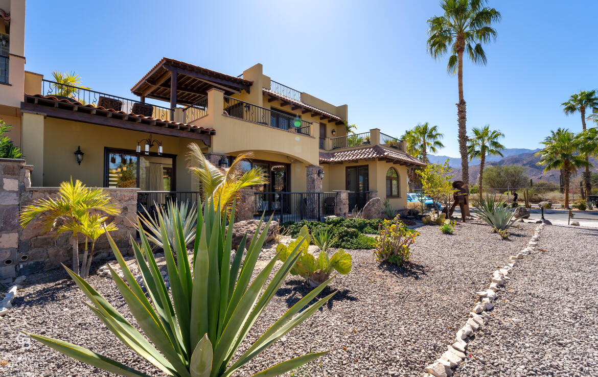 Pedregal Founders Introducing Casa Buena Vida, an exquisite custom-built home featuring 3 bedrooms and 3.5 bathrooms, all with breathtaking – Sendero Pablo Fdz., Loreto, BS