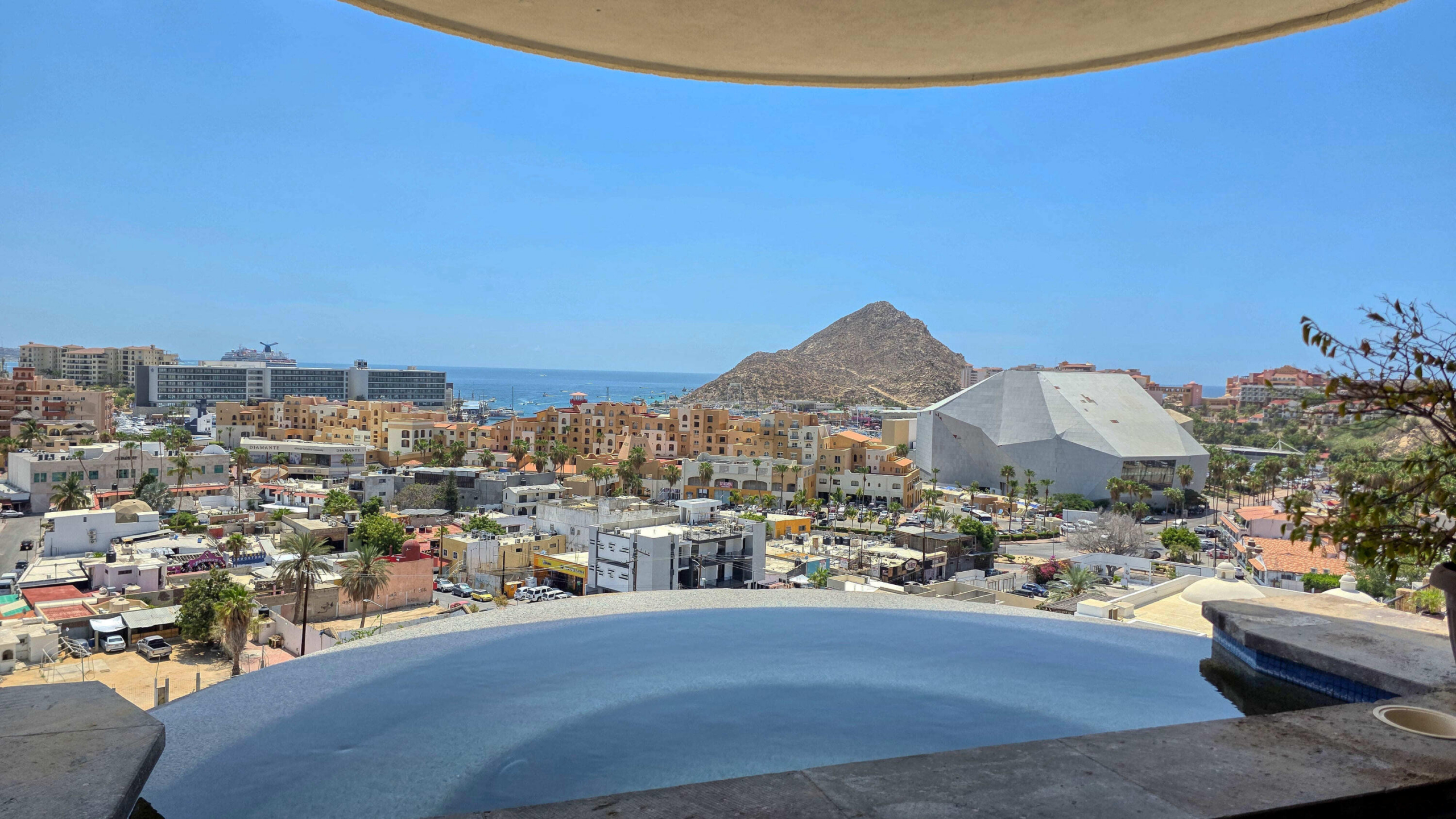 Pedregal Cabo Viejo The premier place in Pedregal is located in the best location to access downtown and the marina. Picturesque for sale