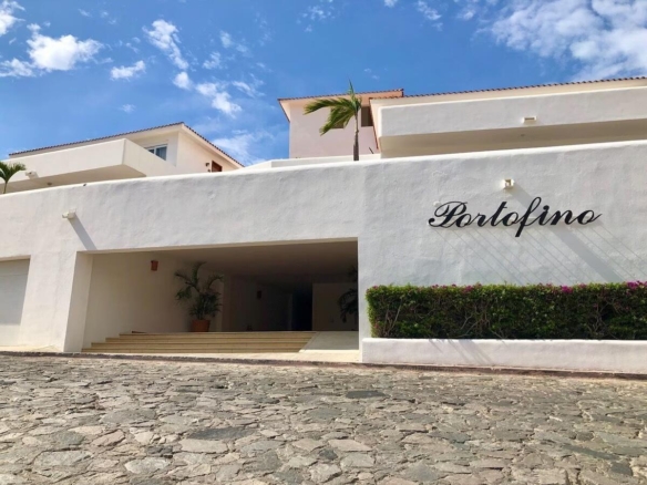 Pedregal Portofino Exclusive Furnished Condo in Portofino, El Pedregal - Cabo San LucasSale Price: – 85 Pedregal Camino Bonito Oriente, Cabo San Lucas, BS